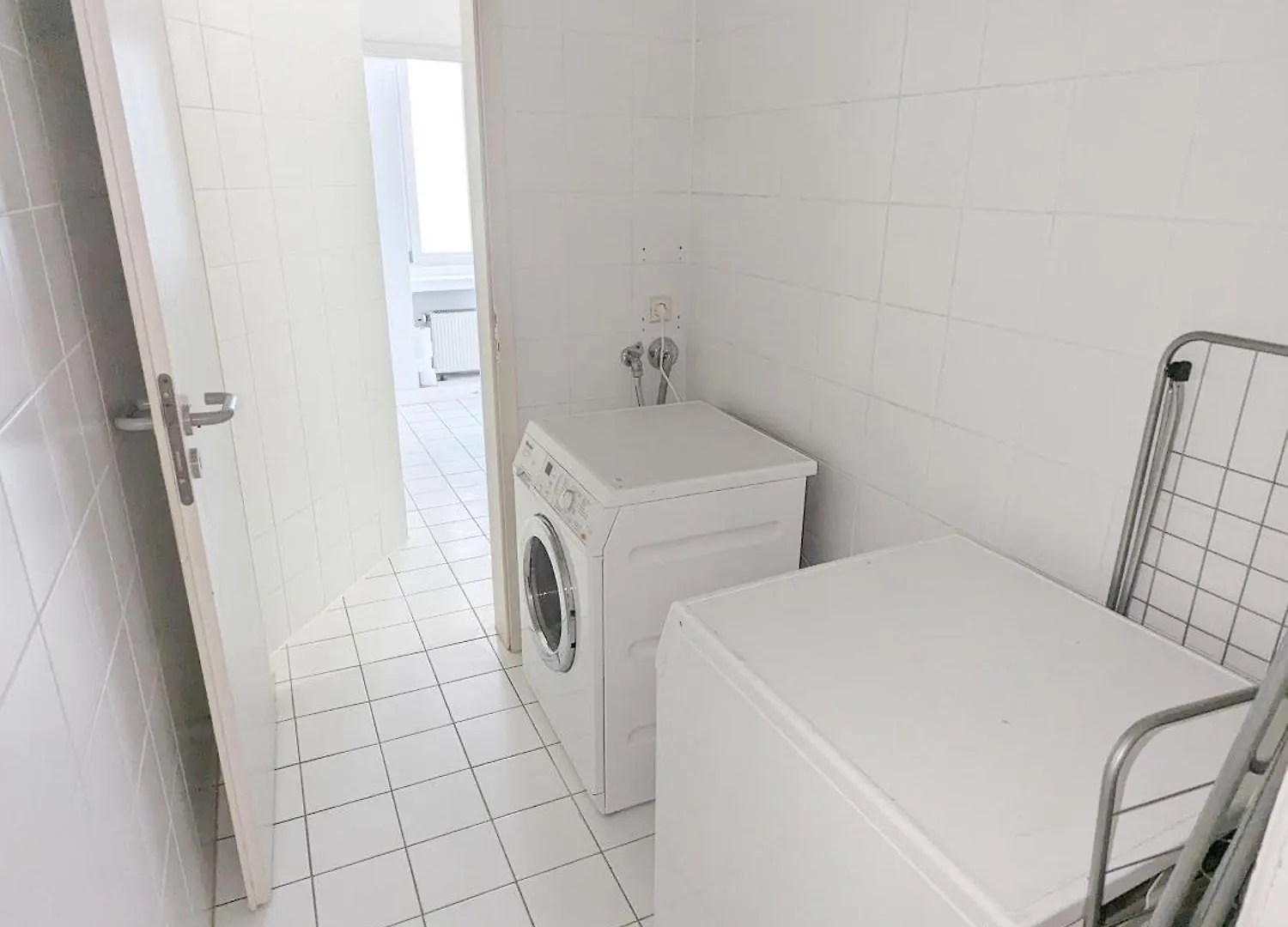 Apartment Monteurdreams-De Zentrale, Grosse 5Z Wohnung, 2 Baeder, Kueche Leipzig Germany