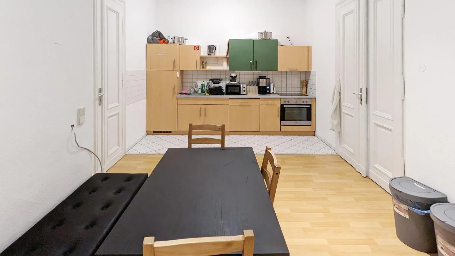 Monteurdreams-De Zentrale, Grosse 5Z Wohnung, 2 Baeder, Kueche Leipzig